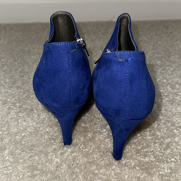 Blue heels - Picture 4 of 5